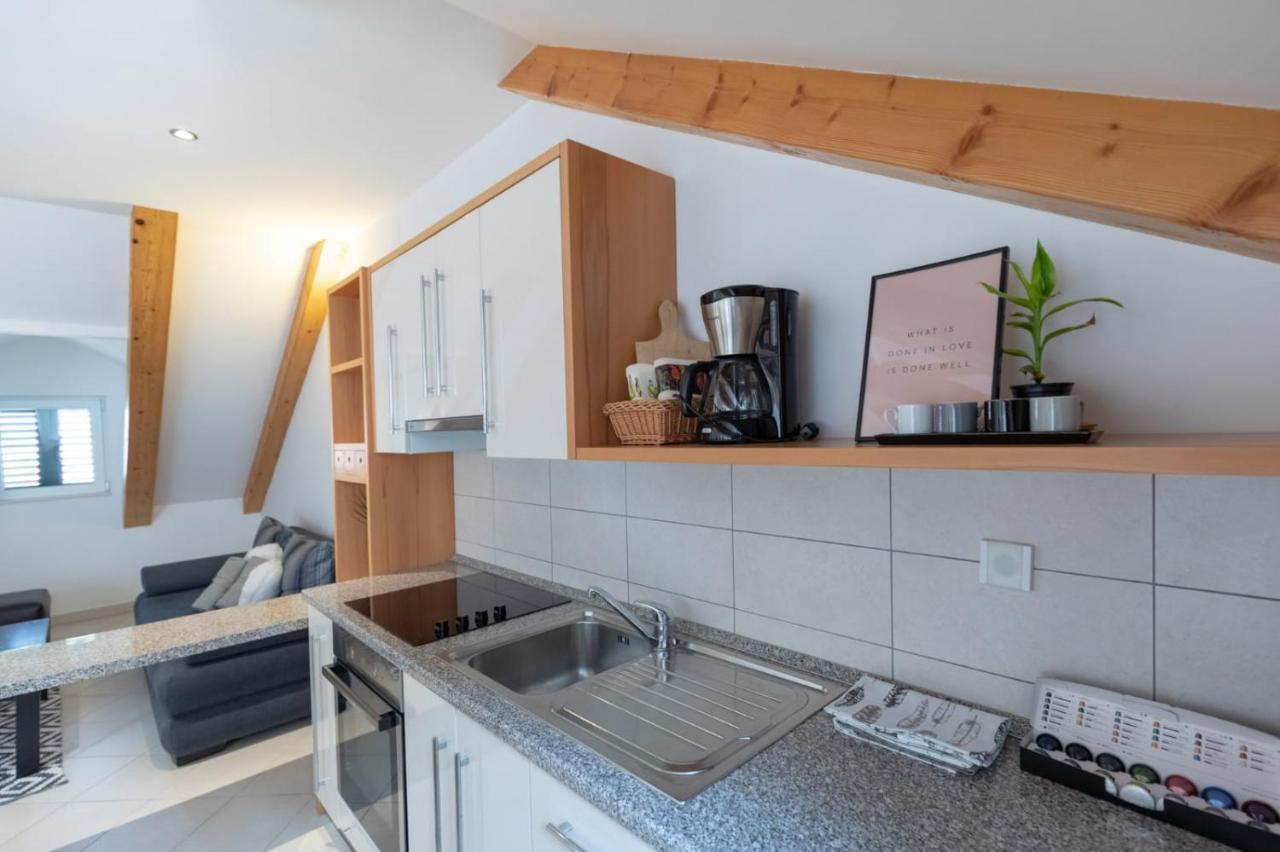 Emily Apartment Sudurad Ngoại thất bức ảnh
